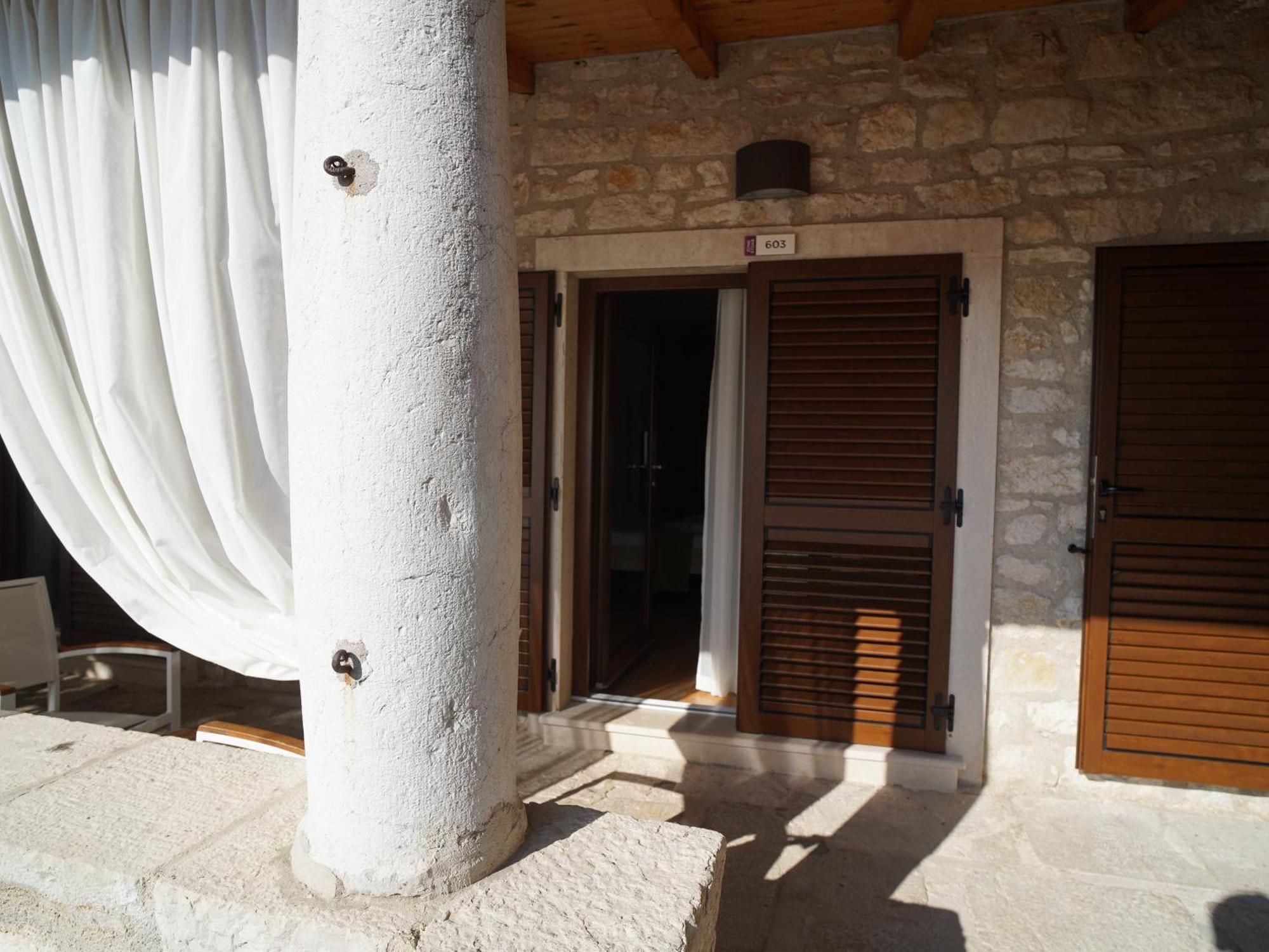 Hotel Vista Vrsar Exterior photo